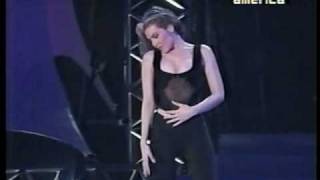 Thalia  Medley de Exitos Noche de Carnaval [upl. by Yelrah347]