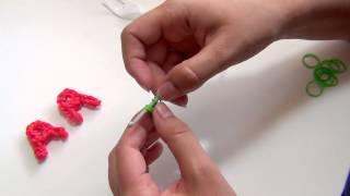 Maak de letter A met Loom bandjes op een haakpen [upl. by Celio]