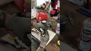 ep3 rescue of quotVickiquot primer bulb replacement on a Briggs amp Stratton carburetor using Briggs tools [upl. by Anhavas]