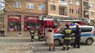 LEGNICA W mieszkaniu w Rynku znaleziono zwłoki mężczyzny [upl. by Nadroj894]