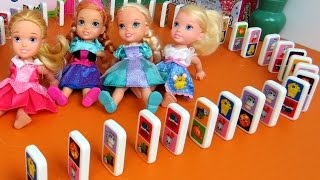 DOMINO Shopkins  Elsa Anna toddlers amp friends play [upl. by Lehsreh]