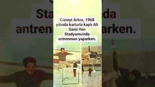 CÜNEYT ARKIN YILLAR ÖNCESİNDE 1968 YILINDA KARLARLA KAPLI ALİ SAMİ YEN STADYUMUNDA ANTRENMAN YAPARKE [upl. by Holder131]