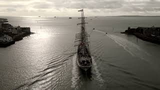 HMONS Statsraad Lehmkuhl leaving Portsmouth [upl. by Nottage726]