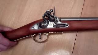 Кремневое ружье Браун Бесс Musket quotBrown Bessquot England 1722 Denix 1054 [upl. by Shandra719]