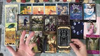 Su actitud me confunde Tarot interactivo amor [upl. by Angi]