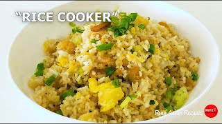 Chinese Fried Rice in Rice Cooker  电饭锅炒饭 [upl. by Aynosal]