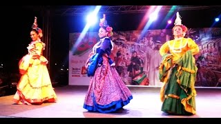 Danza De La Botella A Traditional Paraguayan Dance [upl. by Aneger652]