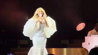 Mariah Carey  Christmas  Baby Please Come Home Sacramento [upl. by Yessej680]