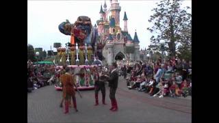 La Parade des Méchants Disney  Disney Villains Parade [upl. by Idak]