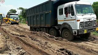 JCB 3dx Backhoe Machine Pushed Tata Hyva 3118 Tipper 12 Wheeler Truck  4k Truck Video [upl. by Legge]