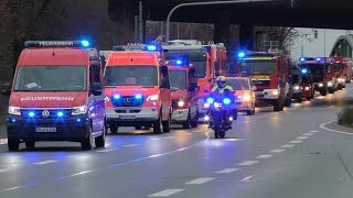 GROẞEINSATZ in OBERHAUSEN  DEICH droht zu BRECHEN  VIELE Einsatzfahrten der Feuerwehr amp Mehr [upl. by Akemrehs]