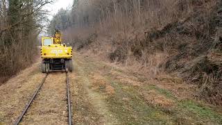 Zweiwegebagger auf der württembergischen Schwarzwaldbahn in Calw [upl. by Hally]