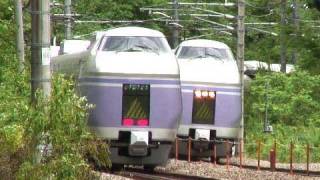 HD カーブを高速通過 振り子特急スーパーあずさ号2 E351系特急電車 [upl. by Zinck]