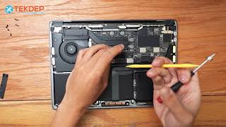 LCD Replacement Repair Tips and Tricks 2020 MacBook Pro 13quot  A2289 [upl. by Remy559]