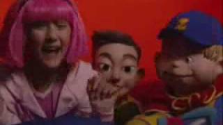 LazyTown  Spooky Song Icelandic Draugalagið [upl. by Maurey]