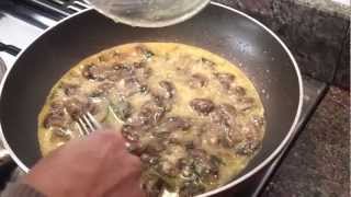 Frittata funghi champignon  casaegiardinoit [upl. by Seiuqram]