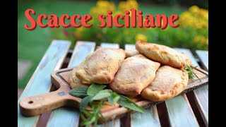 Strepitose SCACCE Siciliane Buonissime Delicious Italian PASTIES [upl. by Lukasz]