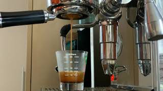 Perfect Espresso coffee extraction  Brazil Santos [upl. by Joan]