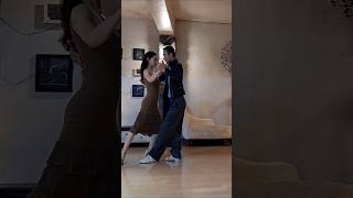 cadena ccw con corte y calecita 탱고 스텝 tango step 캔디y라우 [upl. by Ahtamat813]