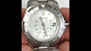 Victorinox dive master 500 241039 with a Swiss Ronda 715 movement battery replacement  review [upl. by Muirhead]