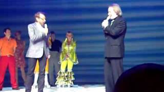 Benny amp Bjorn Speech at Close of 10th Anniversay Mamma Mia Show London April 6th 2009 [upl. by Ahras404]