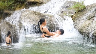 Les hauts et les bas de la vie dune jeune fille qui adopte deux malheureux enfants [upl. by Janine]