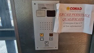 Quick Take of Auros Elevator Lift at Conad Supermarket Timișoara Romania [upl. by Marchal]