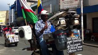 Increíbles músicos de salsa en las calles de Cali [upl. by Eyahs133]