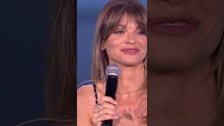 ALESSANDRA AMOROSO quasi in lacrime per il calore ricevuto dai FAN trending live concerto perte [upl. by Nivaj]