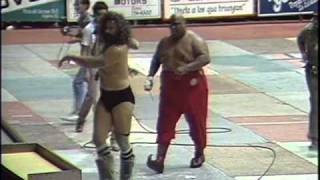 WWC Bruiser Brody vs Abdullah The Butcher [upl. by Rolat368]