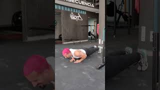 Flexiones de diamante calistenics calistenia streetworkout fitnesstips [upl. by Wilcox]