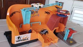 A NOVA PISTA HOT WHEELS quotTENTE ESCAPAR DO PARQUE DE SKATEquot [upl. by Neevan]