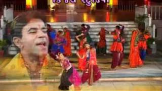 gujarati chumundama garba songs  chotile dakla vagya  album  aavo to ramvane [upl. by Map8]