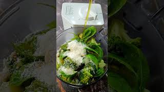 Pesto di broccoli cremoso e saporito [upl. by Gnaoh596]