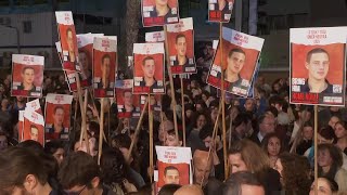 Thousands take to the streets of Israel to demand a deal to release the hostages in Gaza [upl. by Oglesby]