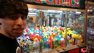 Lets Play Claw Machines with CLAWTUBER [upl. by Darcie977]