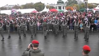 26 Oktober 2011  Nationalfeiertag  Showteam der 1 Gardekompanie Rekruten und Kader  1GdKp [upl. by Enived]