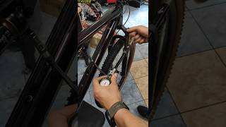 Specialized Air Tool Shock Pump on 2022 Epic Evo Pro specialized pascalride [upl. by Martguerita]