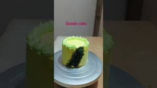 Geode cake shorts shortsfeed shortvideo cake cakedesign geodecake cakeart chocolatecake [upl. by Ettenil]