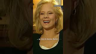 Sylvie Vartan est gâtée   Les interviews de Raphael Mezrahi Humour Shorts [upl. by Acinoev]