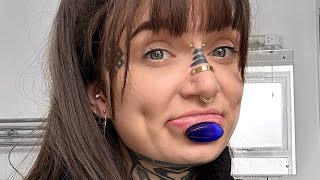 DARK BLUE CATS EYE LIP STRETCHER [upl. by Artaed]