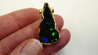 Opal Anhänger blau grün leuchtend Boulder Opal Australien af Herren Goldschmiede Kurzmann Design [upl. by Oruam]