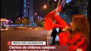 Los chilenos lo celebran en las calles [upl. by Artcele]