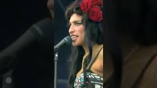 amy winehousse très inspiré sur back to black live 2008 [upl. by Notyard]