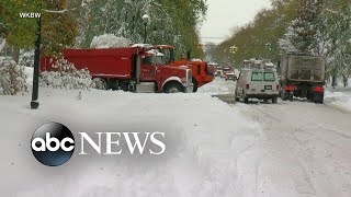 Lakeeffect snowfall drops over 6 feet in Western New York [upl. by Purington796]