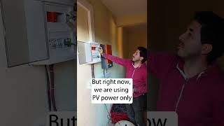 Solar Installer demonstrates the power of Hybrid Inverter [upl. by Sherfield]