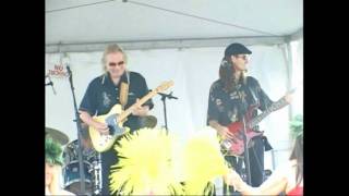 WIPEOUT Beach Surf Song Merrell FankHauser PismoBeach Calif ClamFest16OCT2010 [upl. by Ogg866]