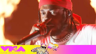 Kendrick Lamar Performs quotDNAquot  quotHumblequot  2017 VMAs [upl. by Sherman]