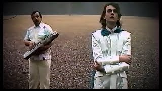 AlyansАльянс  Na zareНа заре 1987 First Videoclip 80s Russian synthpop [upl. by Laurel181]