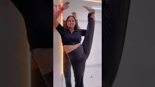 Chakrasana on the ball yogapose yogaurmi shortvideo urmiyogaacademy pregnant [upl. by Otaner630]